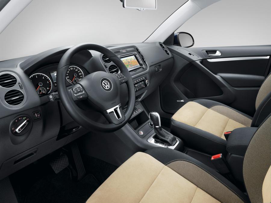  Volkswagen Tiguan 2011 года  (фото 145 из 146)